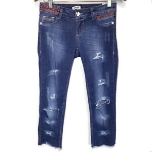 Y2K Delfin Adriana Destroyed JeansCrop Raw Hem Capri Embroidered Denim Size 27